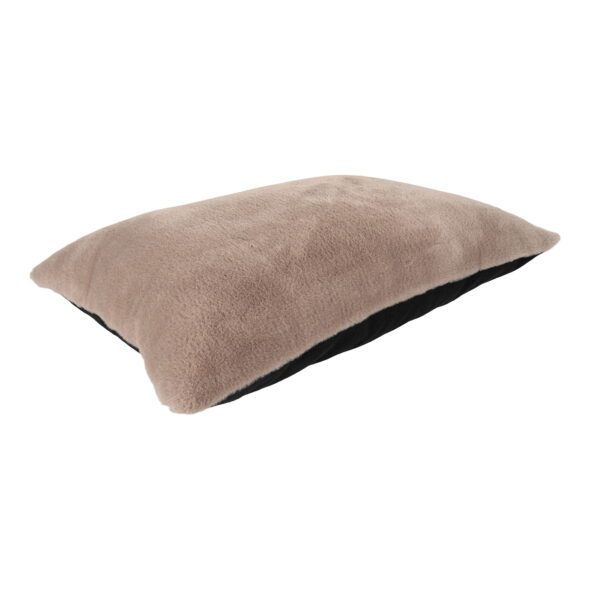 House Nordic - Evora Cushion - Kissen, hellbraunes Kunstfell 45x60 cm – Bild 3